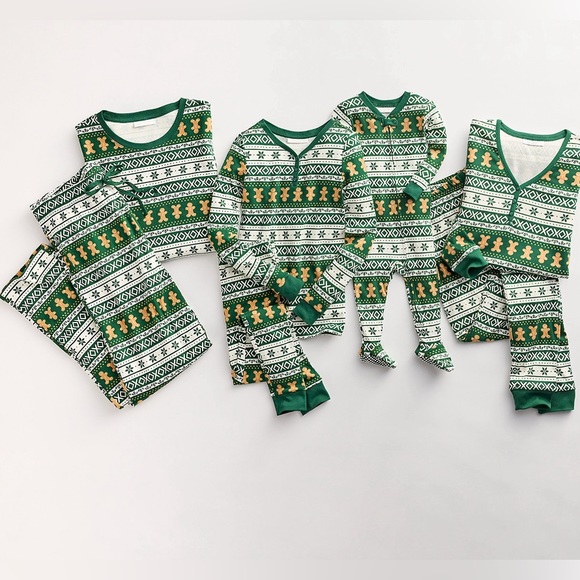 3/$15 Lauren Conrad unisex matching family Xmas pj set - Picture 3 of 3